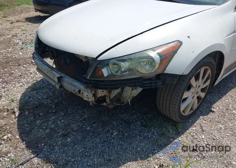 2010 Honda Accord 2.4 Lx z USA, uszkodzony, nr VIN 1HGCP2F3XAA175858